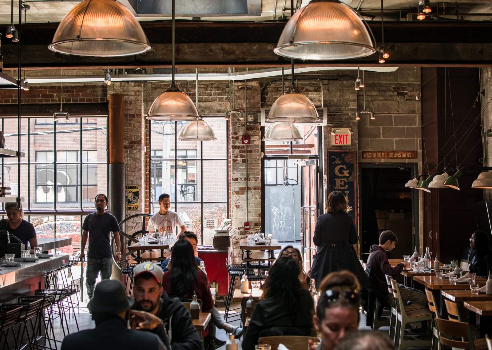 How To Ensure That Your Restaurant Gets A Good Review